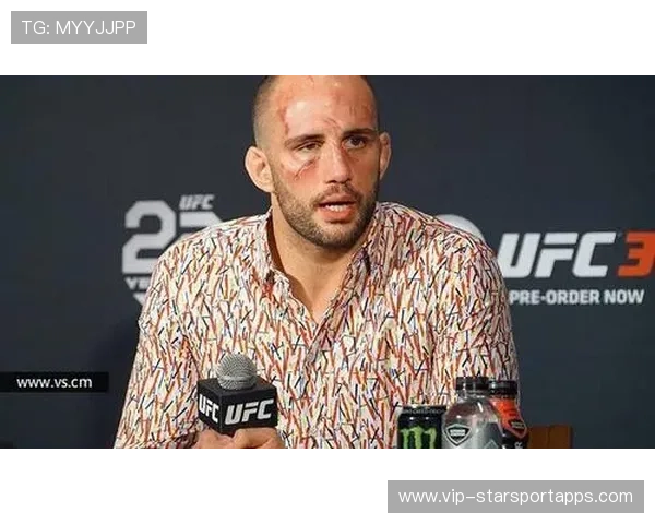 UFC飞踢神技：瞬间击中颧骨，惊心动魄的震撼声吓人现场体验