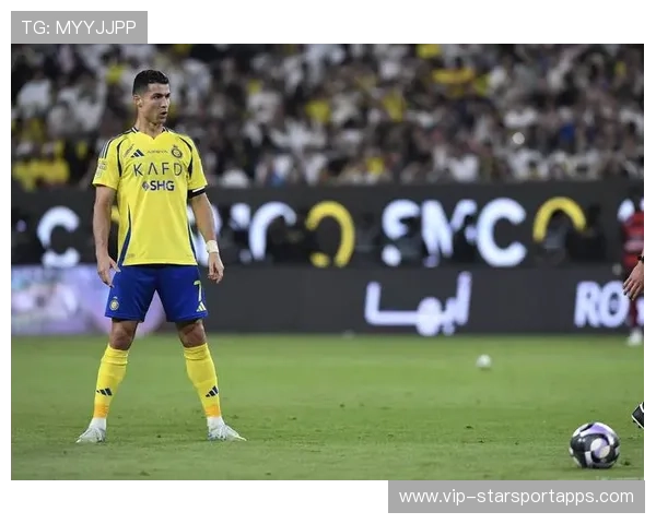 巴黎研究C罗式极限输出,重新定义球场上的竞技巅峰 巴黎研究C罗式极限输出,重新定义球场上的竞技巅峰